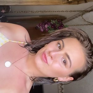 Meet your Posher, Tara